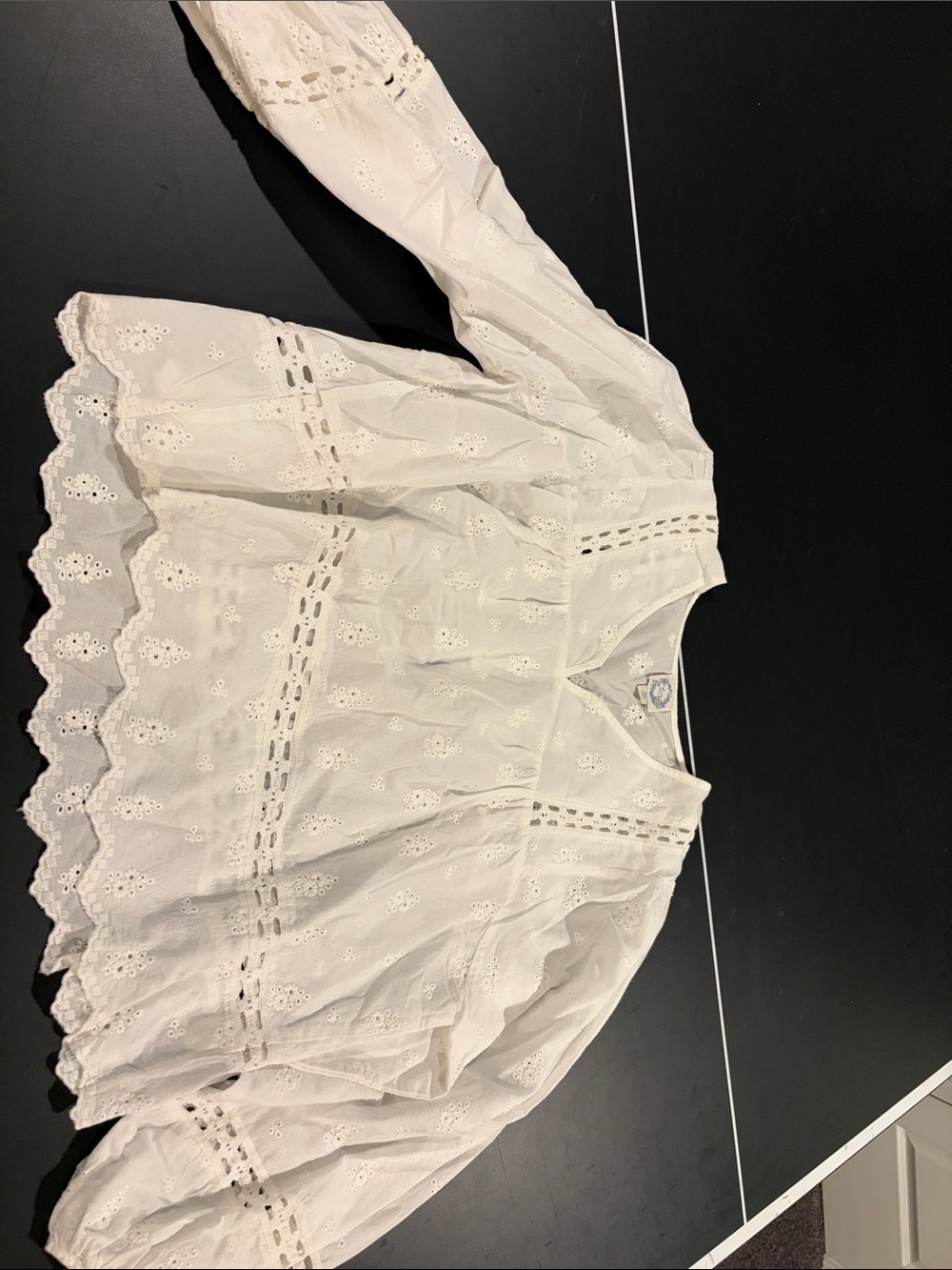 Blue rain medium white top